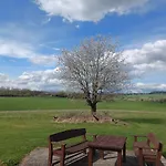 Naturzentral - Neu Ab 2026 Ebenerdige Privatresidenz Mit Sauna, Terrasse & Naturblick Sowie Grosser Wiese Fuer Auszeiten Allein, Zu Zweit Oder Mit Kind منزل للإقامة فرانكينبرغ