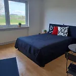 Naturzentral - Neu Ab 2026 Ebenerdige Privatresidenz Mit Sauna, Terrasse & Naturblick Sowie Grosser Wiese Fuer Auszeiten Allein, Zu Zweit Oder Mit Kind فرانكينبرغ
