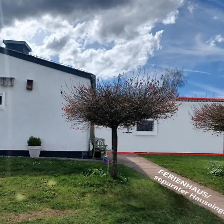 Ebenerdiges Ferienhaus Auf 24000 Qm Mit Sauna, Weitblick & Terrassen - Naturzentral * Frankenberg an der Eder